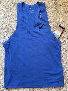 Nike Dri-Fit ADV AeroSwift Elite Running Singlet in Men’s Medium